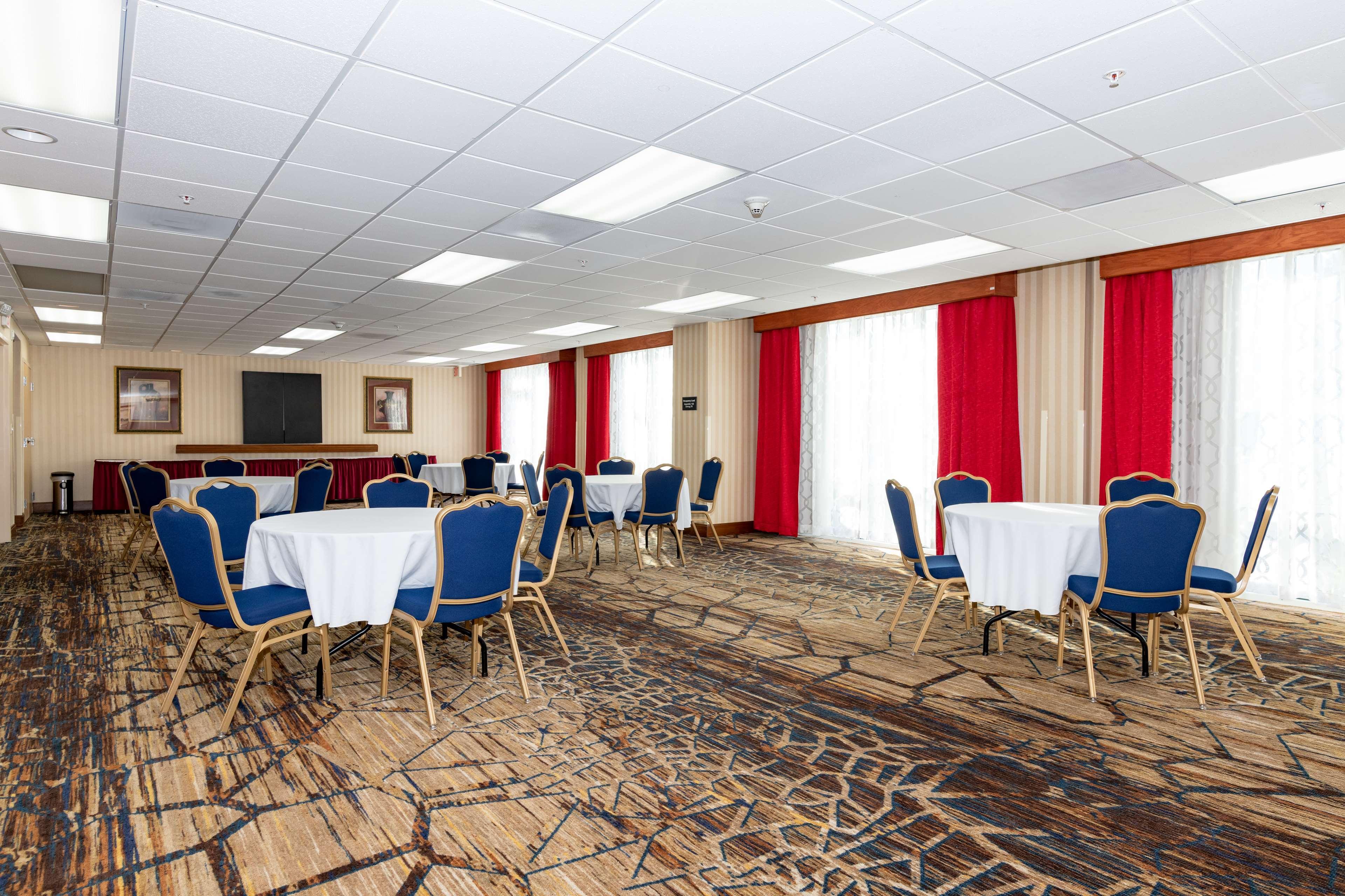 Hampton Inn & Suites Pittsburg Esterno foto