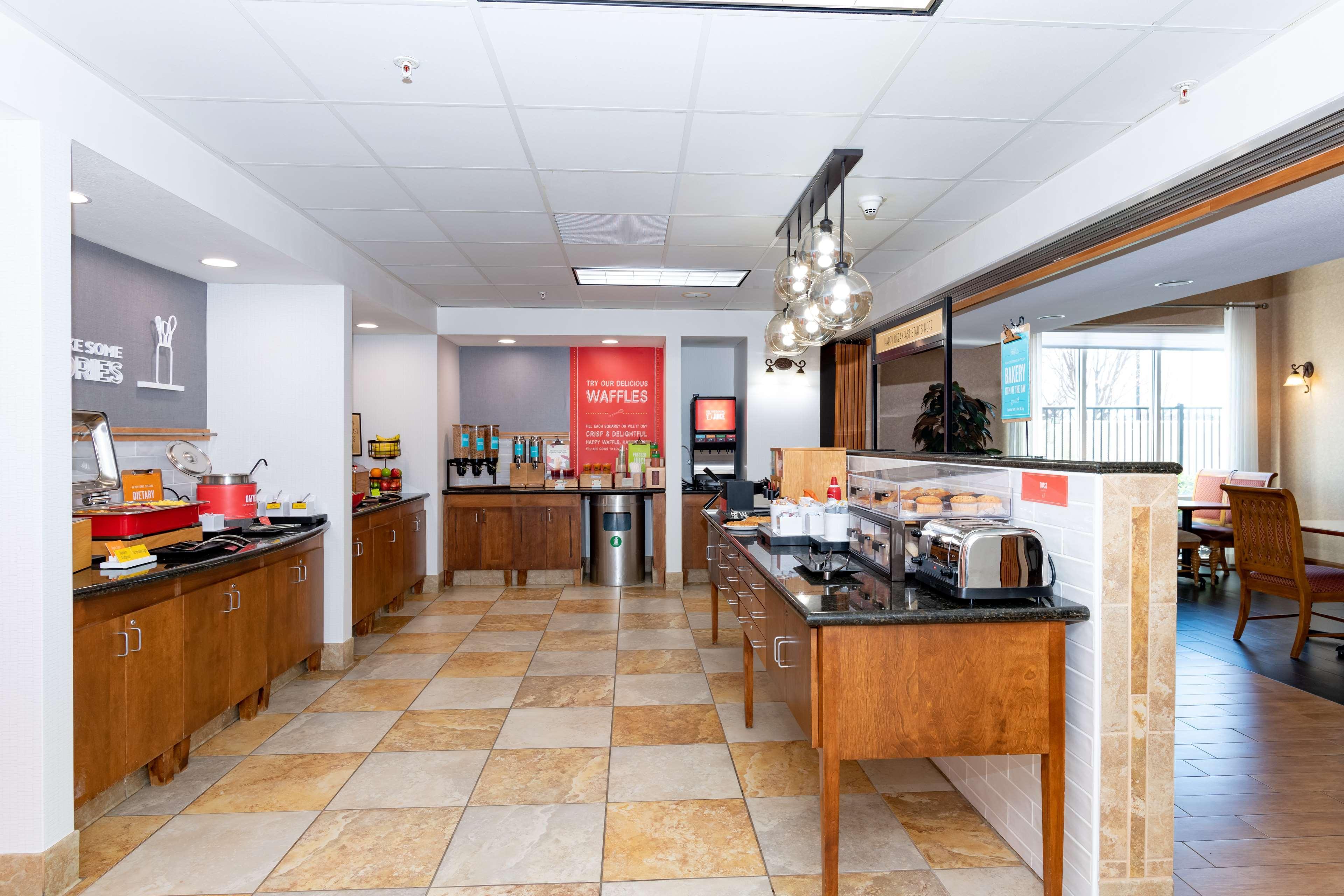 Hampton Inn & Suites Pittsburg Esterno foto