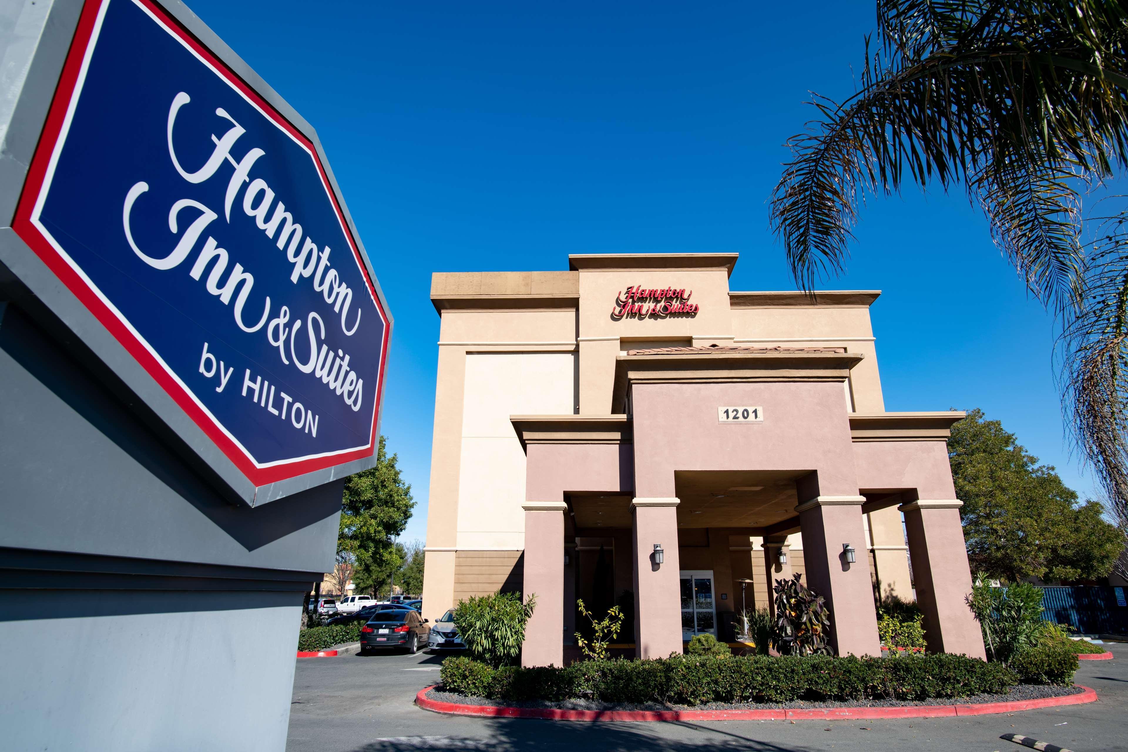 Hampton Inn & Suites Pittsburg Esterno foto