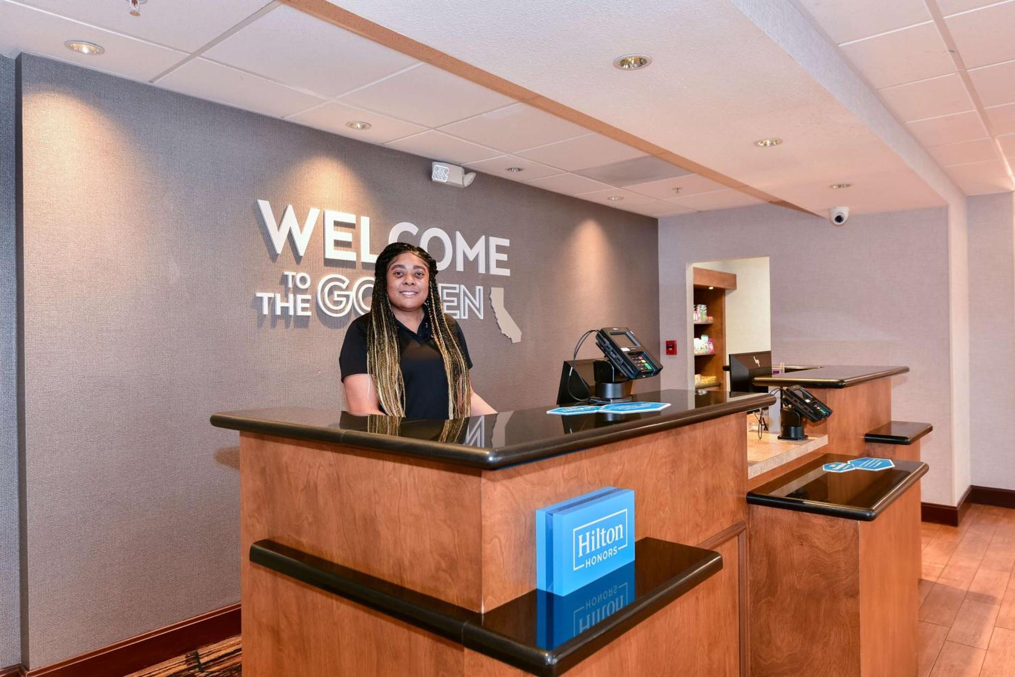 Hampton Inn & Suites Pittsburg Esterno foto