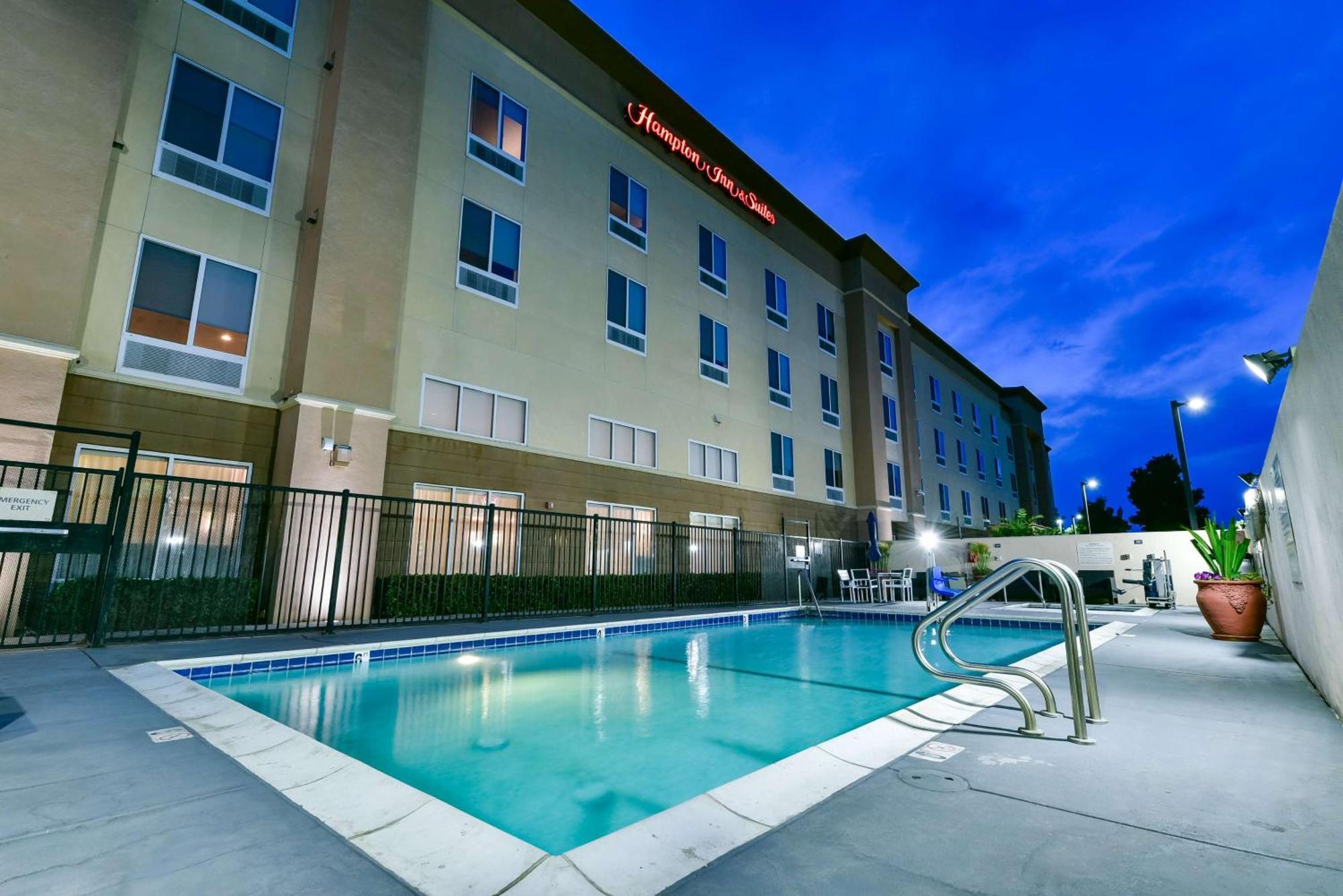 Hampton Inn & Suites Pittsburg Esterno foto
