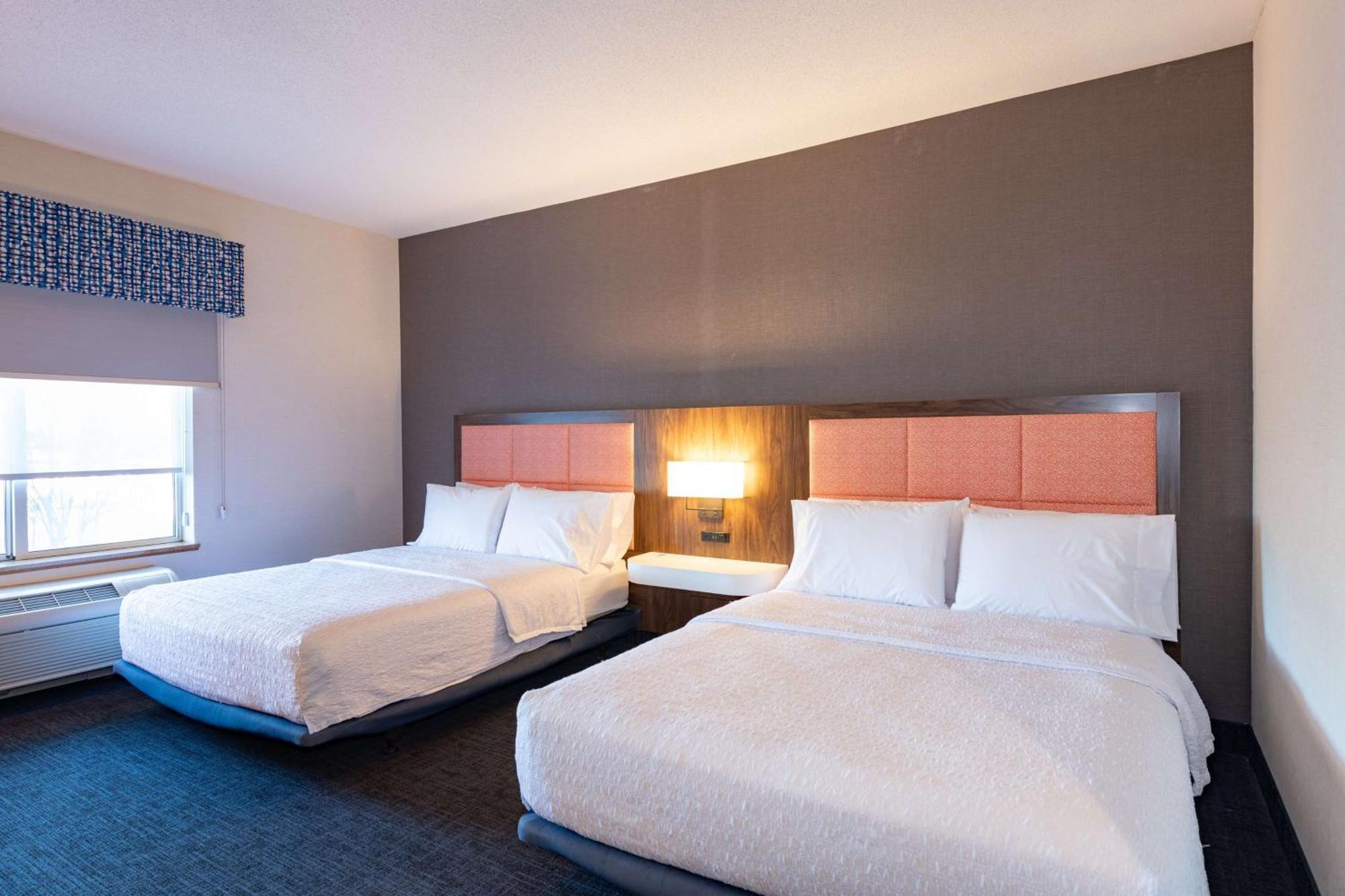 Hampton Inn & Suites Pittsburg Esterno foto
