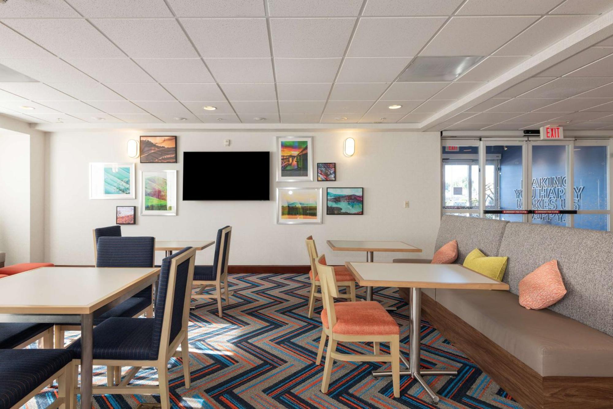 Hampton Inn & Suites Pittsburg Esterno foto
